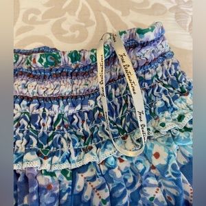 Wide leg, skirt style palazzo pants. XL in size. Beautiful color, worn twice.